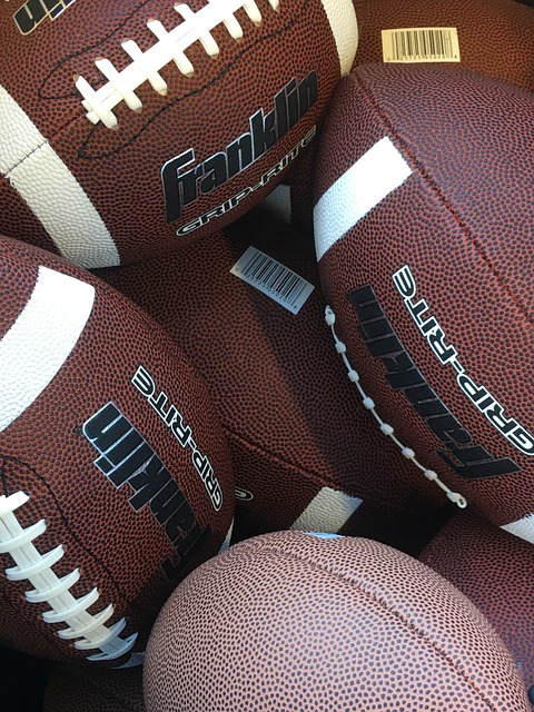 手面临较大 手面临较大